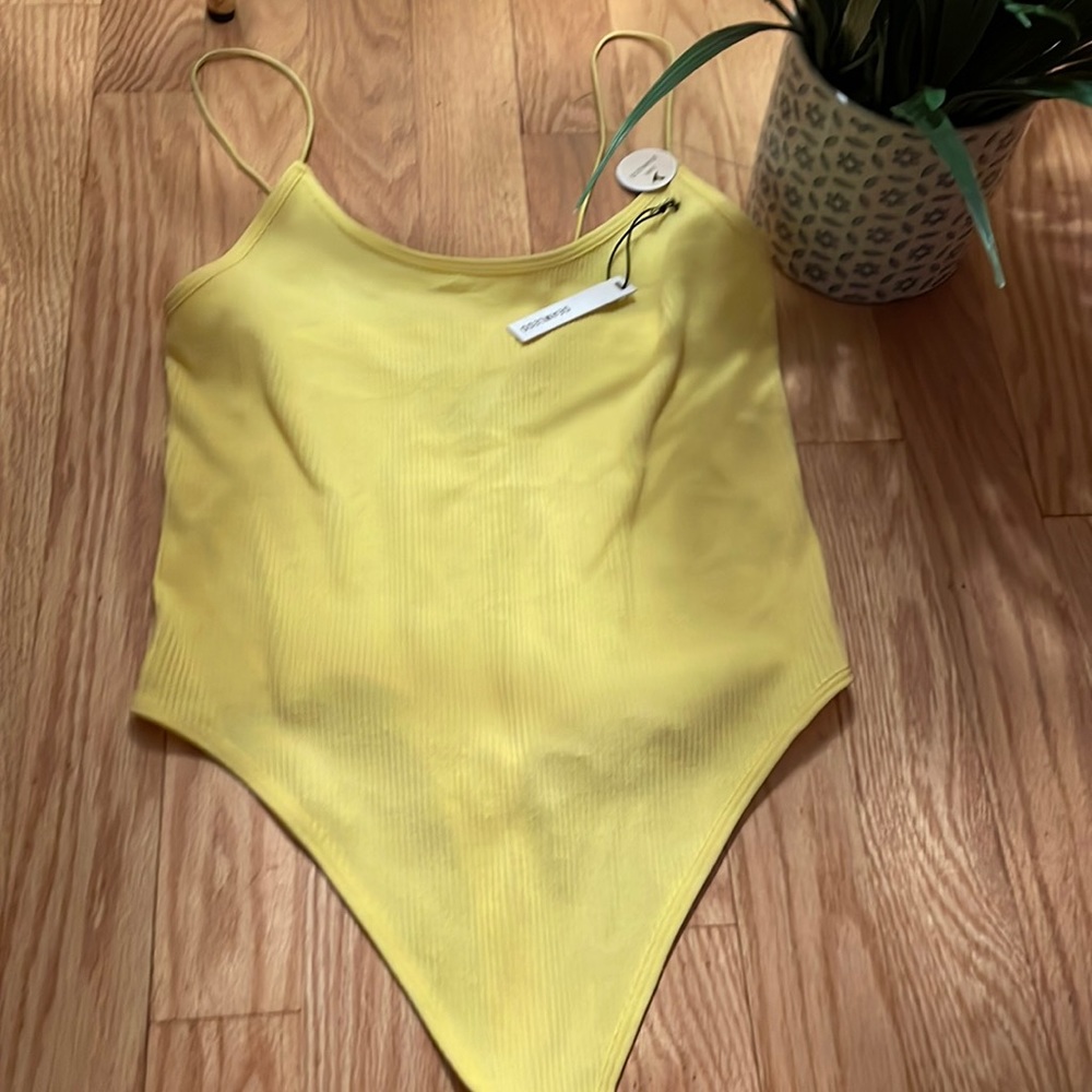 Seamless bodysuit,